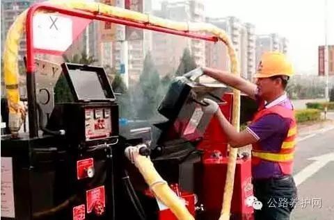 沥青砂浆填缝方法图解(沥青砂浆填缝基本步骤及注意事项) 建筑施工图施工 第1张 沥青砂浆填缝方法图解(沥青砂浆填缝基本步骤及注意事项) 建筑施工图施工 第1张