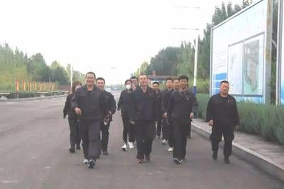 包钢公司董事长 钢结构玻璃栈道设计 第2张