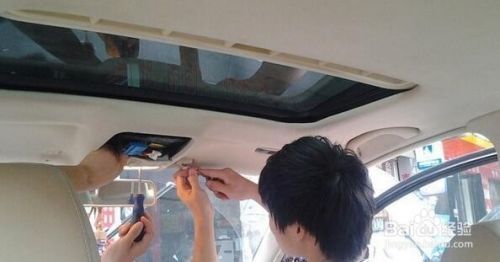 汽车顶棚布翻新改装教程（汽车顶棚布翻新费用大概多少）