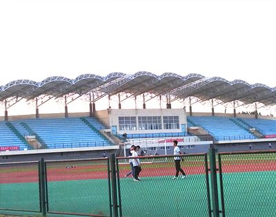 学校操场设计图片效果图高清（学校操场的设计是否考虑了学生的安全和舒适性，是否考虑了安全性）