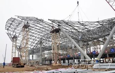 钢结构桁架可以分为 钢结构玻璃栈道施工 第4张 钢结构桁架可以分为 钢结构玻璃栈道施工 第4张