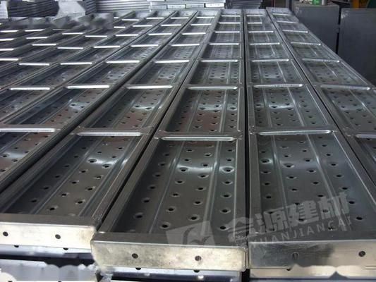 钢跳板是干什么用的 钢结构桁架施工 第4张 钢跳板是干什么用的 钢结构桁架施工 第4张