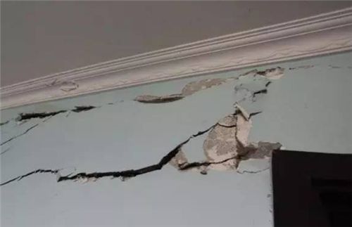 房子地基下沉墙体开裂加固需要多少钱 钢结构异形设计 第4张 房子地基下沉墙体开裂加固需要多少钱 钢结构异形设计 第4张