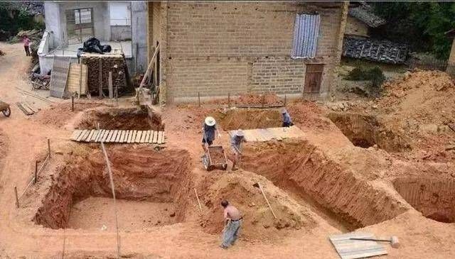 农村自建房地基怎么做最牢固 结构桥梁钢结构设计 第1张 农村自建房地基怎么做最牢固 结构桥梁钢结构设计 第1张