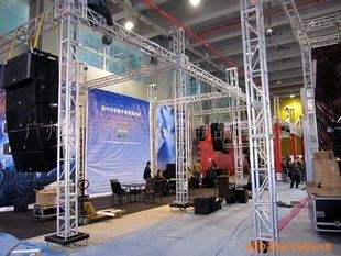 桁架底座图片大全 北京加固设计 第1张