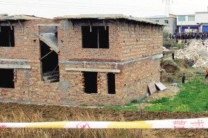混砖房承重墙能拆吗图片(砖混结构房屋安全检测标准,承重墙厚度测量工具介绍) 钢结构钢结构停车场设计 第3张 混砖房承重墙能拆吗图片(砖混结构房屋安全检测标准,承重墙厚度测量工具介绍) 钢结构钢结构停车场设计 第3张