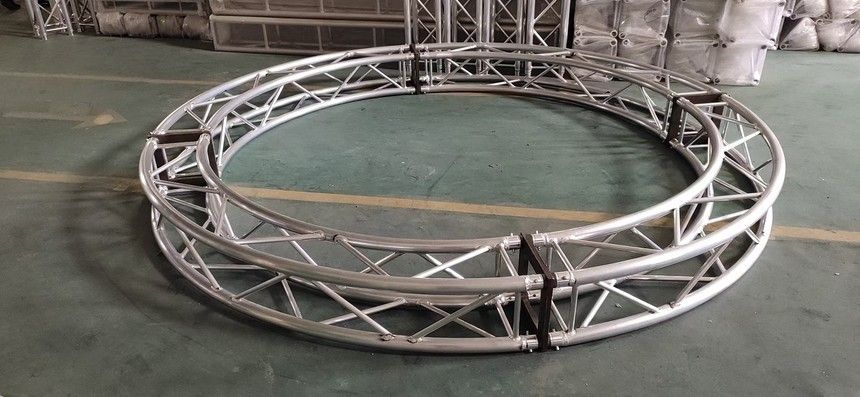 桁架搭建圆形安装视频教程 钢结构门式钢架施工 第4张 桁架搭建圆形安装视频教程 钢结构门式钢架施工 第4张