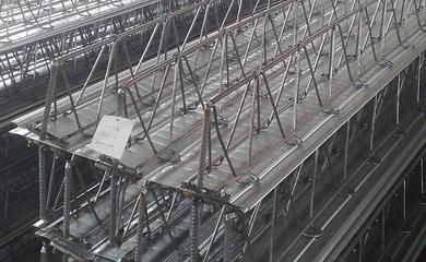 桁架怎么用绑带绑住 北京加固施工 第5张 桁架怎么用绑带绑住 北京加固施工 第5张