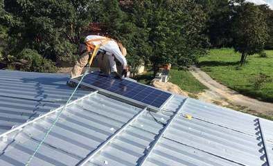 光伏组件做屋顶怎么做视频 建筑施工图施工 第4张 光伏组件做屋顶怎么做视频 建筑施工图施工 第4张