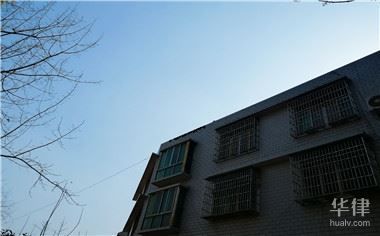市政道路围挡施工方案（市政道路围挡施工方案中如何确保施工期间交通安全和安全） 北京钢结构设计问答