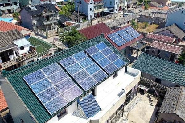 农户屋顶光伏(农户屋顶光伏发电项目税收优惠政策解读) 钢结构跳台施工 第2张 农户屋顶光伏(农户屋顶光伏发电项目税收优惠政策解读) 钢结构跳台施工 第2张