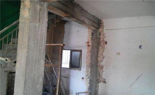 砖混房梁下面的墙（砖混房梁下墙安全加固技巧砖混房梁下墙安全加固技巧）