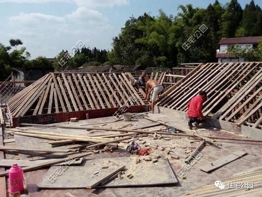 详细阅读:双坡屋顶结构施工图(双坡屋顶结构施工图双坡屋顶设计要点) 双坡屋顶结构施工图(双坡屋顶结构施工图双坡屋顶设计要点)