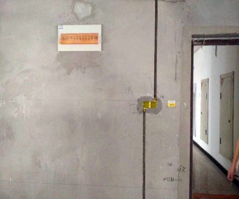 承重墙红砖部分开水槽（开槽施工安全注意事项） 钢结构跳台设计 第5张