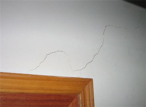 房子地基下沉墙体开裂怎么办（如何建立建筑长期监测体系） 结构工业钢结构设计 第4张