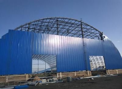 钢结构安装彩板封闭施工方案(钢结构安装彩板封闭施工前需要准备好彩板、螺丝、密封胶等材料) 北京加固施工 第2张 钢结构安装彩板封闭施工方案(钢结构安装彩板封闭施工前需要准备好彩板、螺丝、密封胶等材料) 北京加固施工 第2张