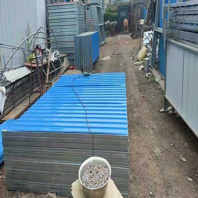 钢结构安装彩板封闭施工方案(钢结构安装彩板封闭施工前需要准备好彩板、螺丝、密封胶等材料) 北京加固施工 第5张 钢结构安装彩板封闭施工方案(钢结构安装彩板封闭施工前需要准备好彩板、螺丝、密封胶等材料) 北京加固施工 第5张