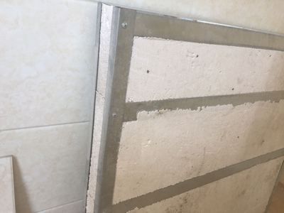 钢架结构的房屋外墙如何装修（钢架结构外墙挂板安装要点）