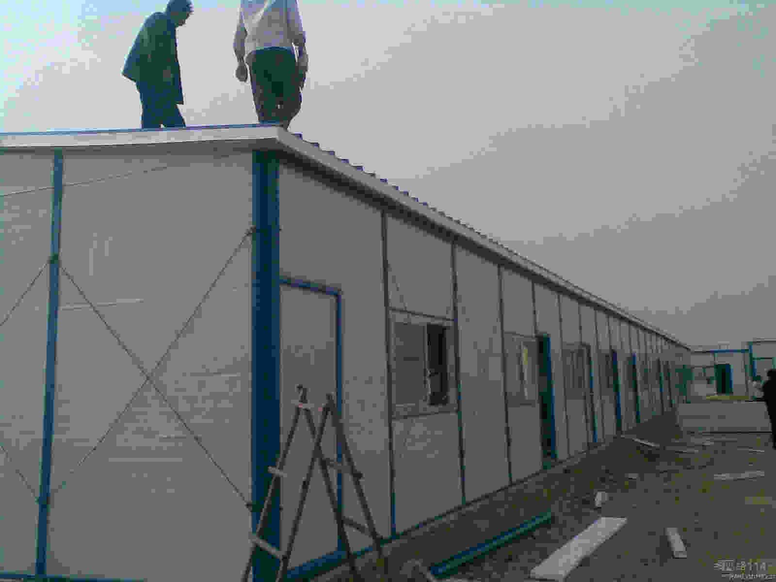 详细阅读:彩钢板屋顶施工方案及流程 彩钢板屋顶施工方案及流程