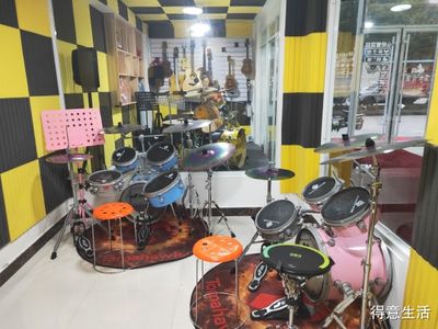 架子鼓展柜（架子鼓展柜的选择与设计）