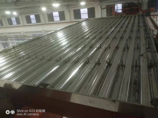 别墅钢结构隔层 钢结构蹦极施工 第2张