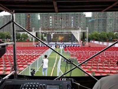 活动舞台搭建 钢结构玻璃栈道设计 第5张 活动舞台搭建 钢结构玻璃栈道设计 第5张