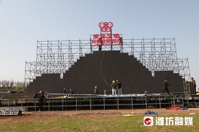舞台搭建工作怎么样(舞台搭建中的安全管理措施,舞台搭建团队的协作技巧) 结构工业钢结构施工 第1张 舞台搭建工作怎么样(舞台搭建中的安全管理措施,舞台搭建团队的协作技巧) 结构工业钢结构施工 第1张