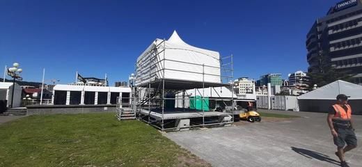 舞台搭建工作怎么样(舞台搭建中的安全管理措施,舞台搭建团队的协作技巧) 结构工业钢结构施工 第5张 舞台搭建工作怎么样(舞台搭建中的安全管理措施,舞台搭建团队的协作技巧) 结构工业钢结构施工 第5张