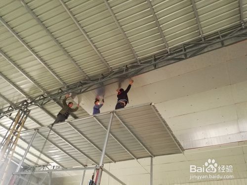 别墅钢结构屋顶隔热吗好吗（别墅钢结构屋顶隔热施工流程钢结构屋顶隔热效果案例） 结构桥梁钢结构施工 第2张