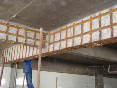 粘钢加固施工过程视频（粘钢加固施工方案施工方案粘钢加固施工方案具体步骤）
