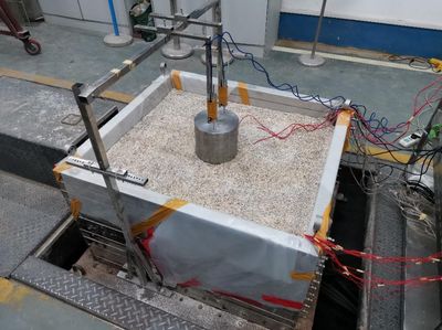 FRP复合材料在地震中的实际应用案例（(frp复合材料在抗震加固中的应用）