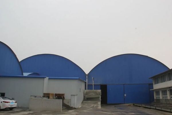 北京市搅拌站封闭情况 钢结构钢结构螺旋楼梯施工 第5张