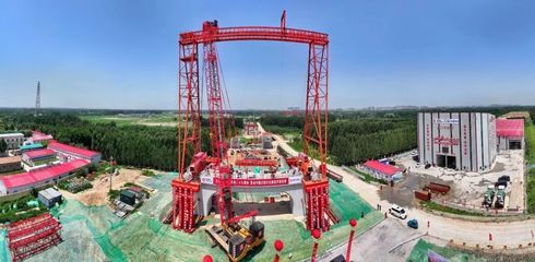旧彩钢板大量出售（疑问句：为什么现在市场上对旧彩钢板的需求这么大）