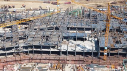 连廊防护网装与不装法律规定区别（不安装连廊防护网对建筑物的结构安全有影响吗） 北京钢结构设计问答