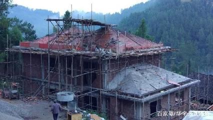 屋顶加固费用多少合适呢(屋顶加固的费用是多少) 建筑施工图施工 第3张 屋顶加固费用多少合适呢(屋顶加固的费用是多少) 建筑施工图施工 第3张