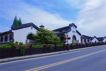 屋面瓦如何铺装（屋面瓦的铺装方法及其详细步骤） 结构电力行业施工 第2张