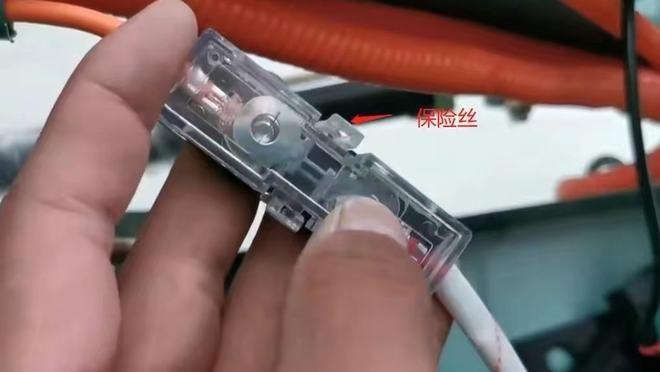 如何辨别钢板质量优劣（-022分辨钢板质量的好坏如何分辨钢材的好坏） 结构地下室设计 第1张