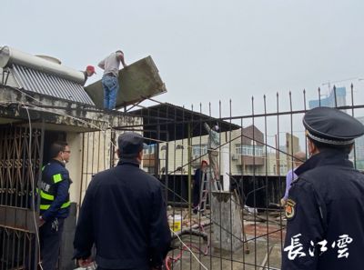 屋面改造申请（屋面改造申请范例） 装饰幕墙施工 第5张