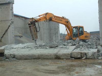 拆除加固工程(旧建筑改造加固案例) 北京加固施工 第4张 拆除加固工程(旧建筑改造加固案例) 北京加固施工 第4张