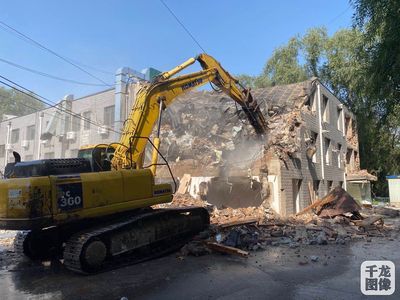 砖混楼拆除每平米多少吨渣土(砖混结构单位面积垃圾量有不同的计算标准:实际每平米产生的渣土量受到多种因素影响) 北京加固施工 第2张 砖混楼拆除每平米多少吨渣土(砖混结构单位面积垃圾量有不同的计算标准:实际每平米产生的渣土量受到多种因素影响) 北京加固施工 第2张