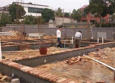 混凝土植筋技术视频（混凝土植筋加固施工视频） 钢结构玻璃栈道设计 第3张