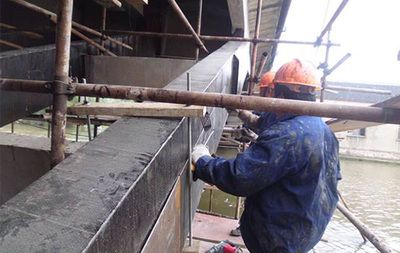 粘钢板加固梁的后期维护措施（粘贴钢板加固施工工法） 装饰幕墙设计 第5张